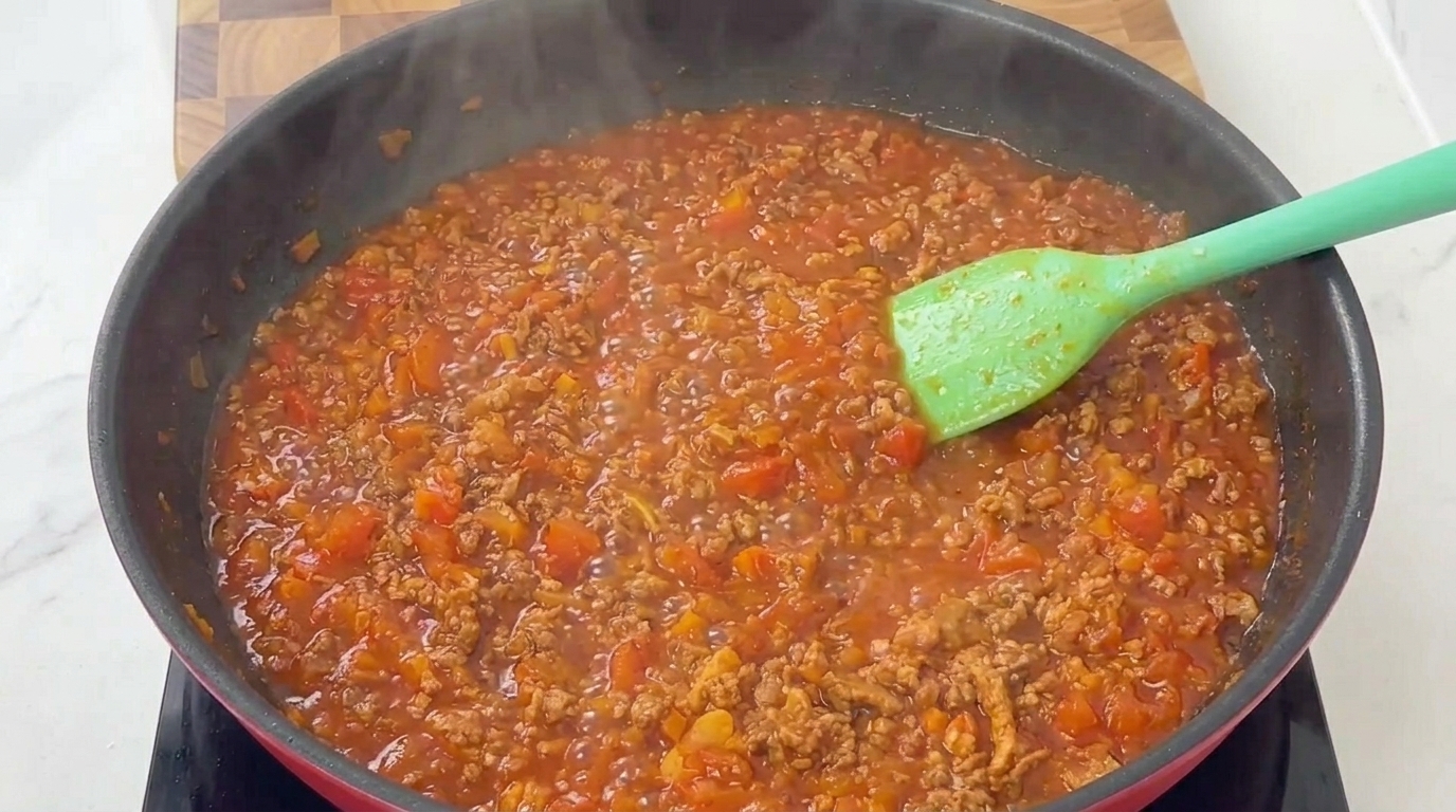 Sauce bolognaise traditionnelle au bœuf et au porc (Ragù alla Bolognese)