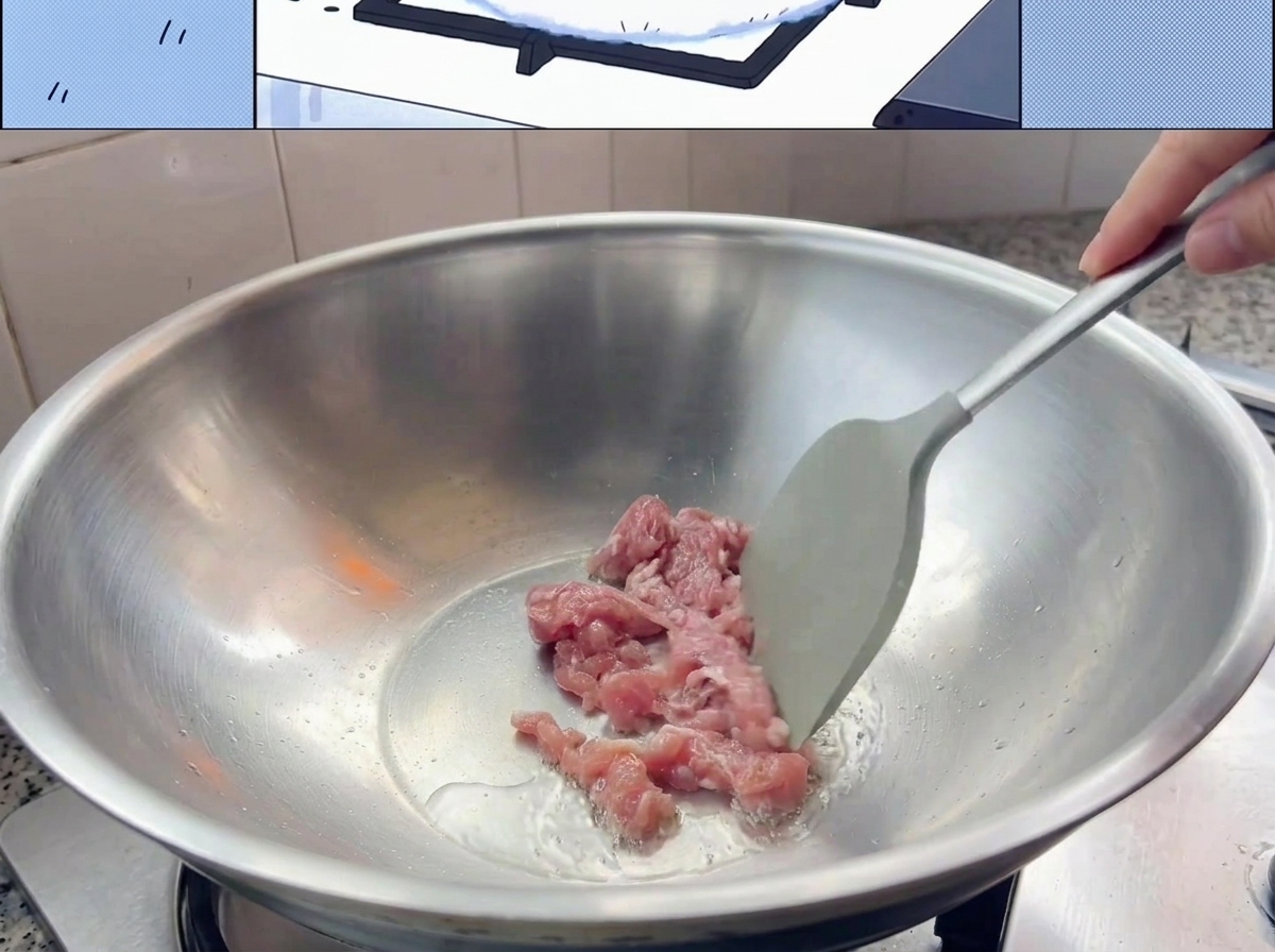 Fines tranches de porc sautées dans un wok en métal chaud.